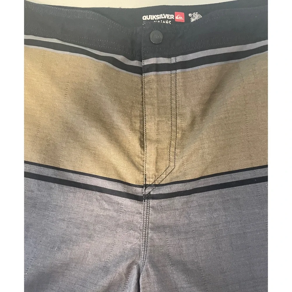 Quiksilver amphibian hybrid